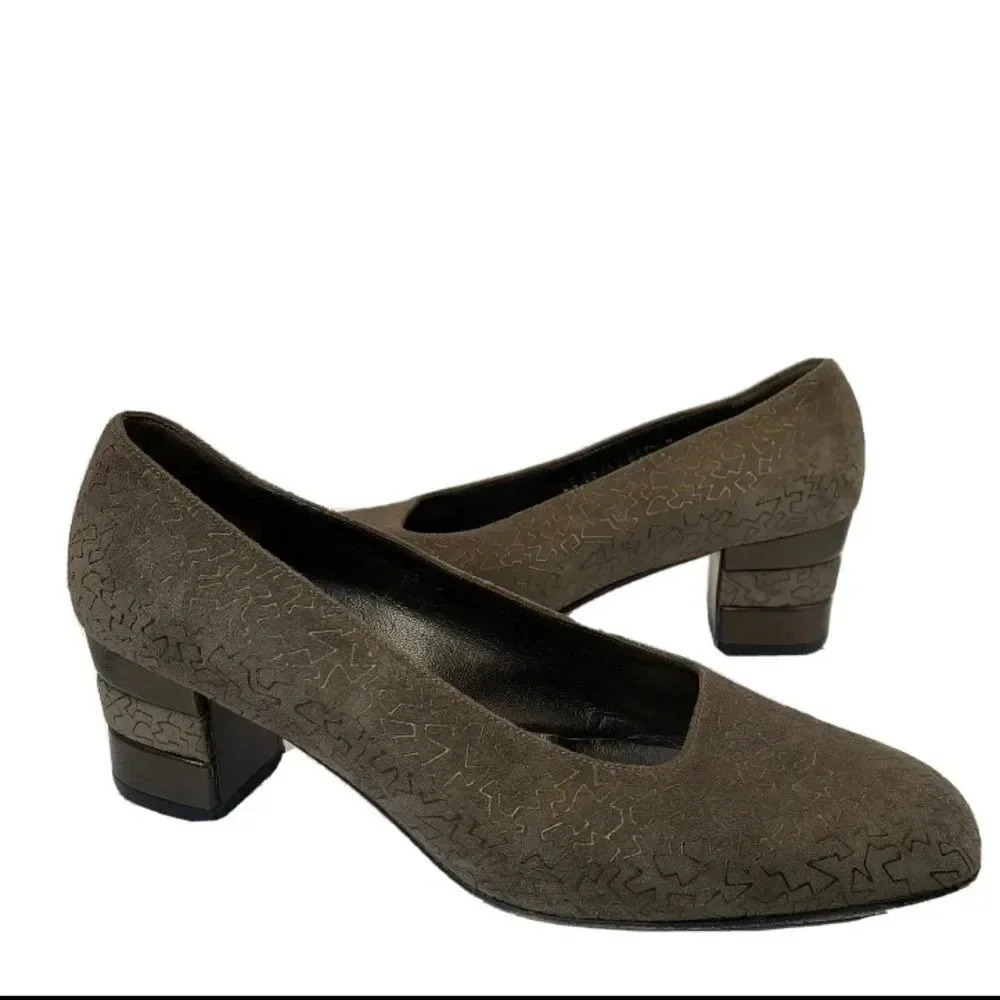 Salvatore Ferragamo Suede Pumps